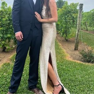 One should Gold metallic formal dress gown